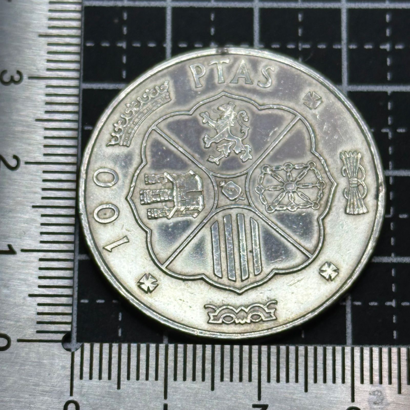 銀貨】1966年（＊74）スペイン 100ペセタス銀貨／フランコ総統肖像・盾