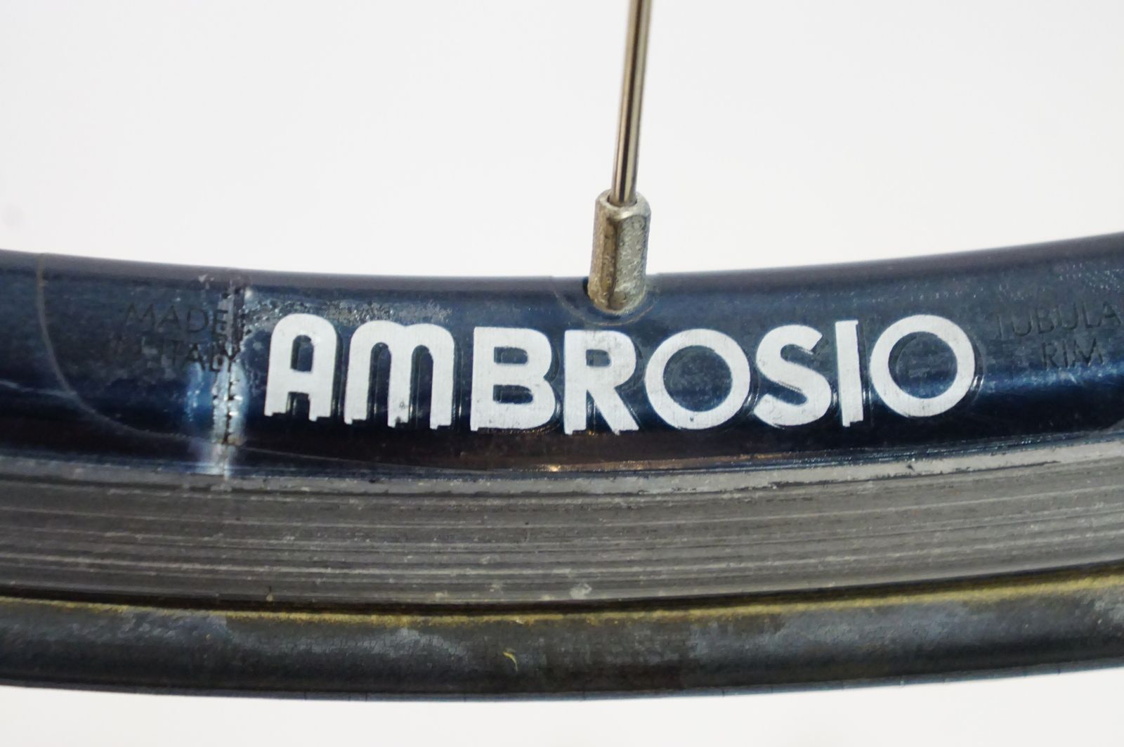 AMBROSIO 「アンブロッシオ」 THESIS リム SHIMANO DURA-ACE 7800 ハブ