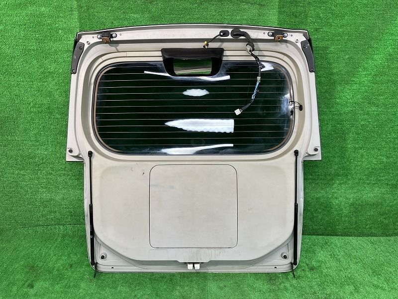 タント LA610S バックドア・リアゲート X SA 4WD ニホンイタ M28Q8 67005-B2B20-A1 W24