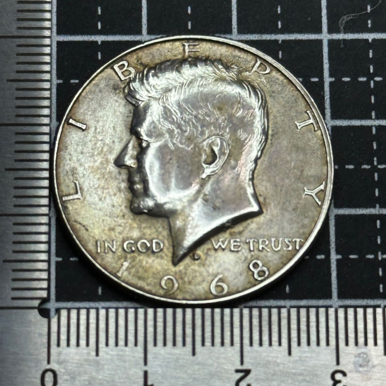 銀貨】1968年 アメリカ ケネディ ハーフダラー 銀40％／J.F.ケネディ追