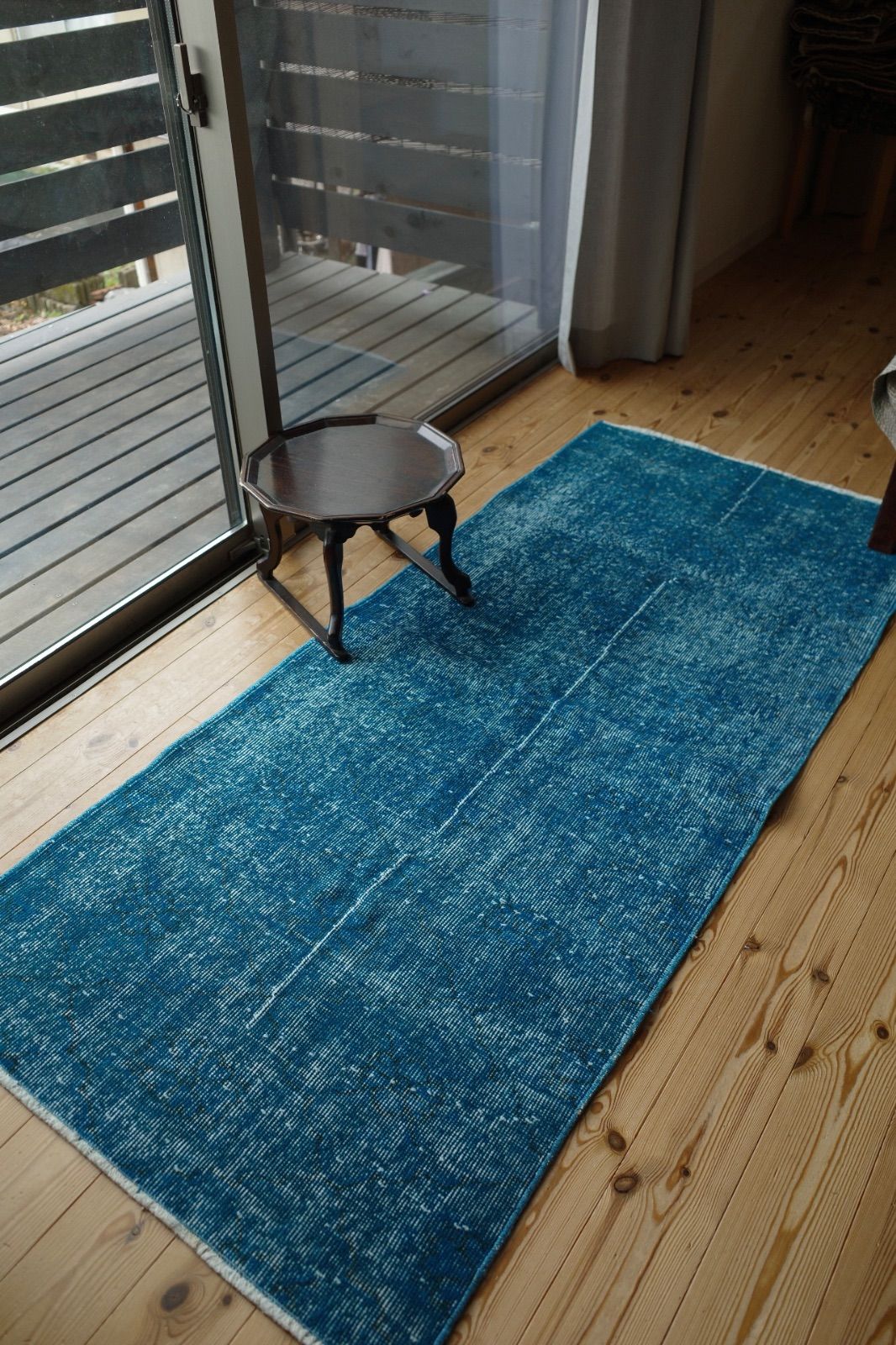 トルコ ヴィンテージラグ 藍色オーバーダイ - メルカリ
