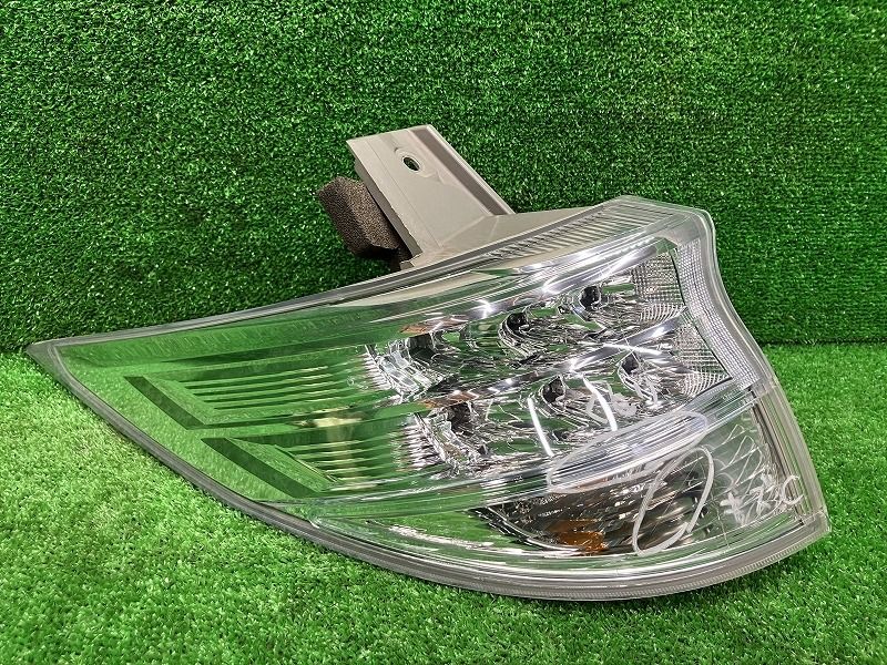 エスティマ AHR20W 左テールランプ・テールライト X イチコ 28-207