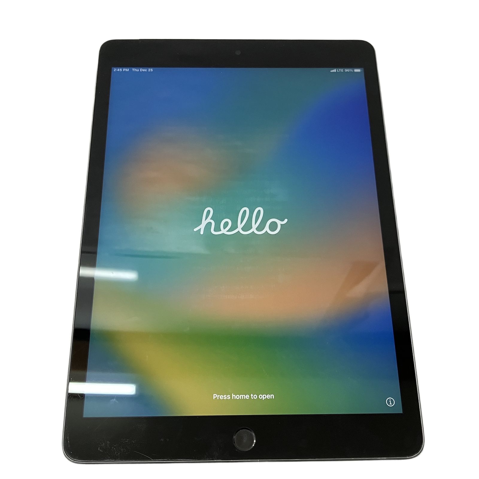 iPad MK473J/A 第9世代 WiFi+Cellular 64GB docomo タブレット