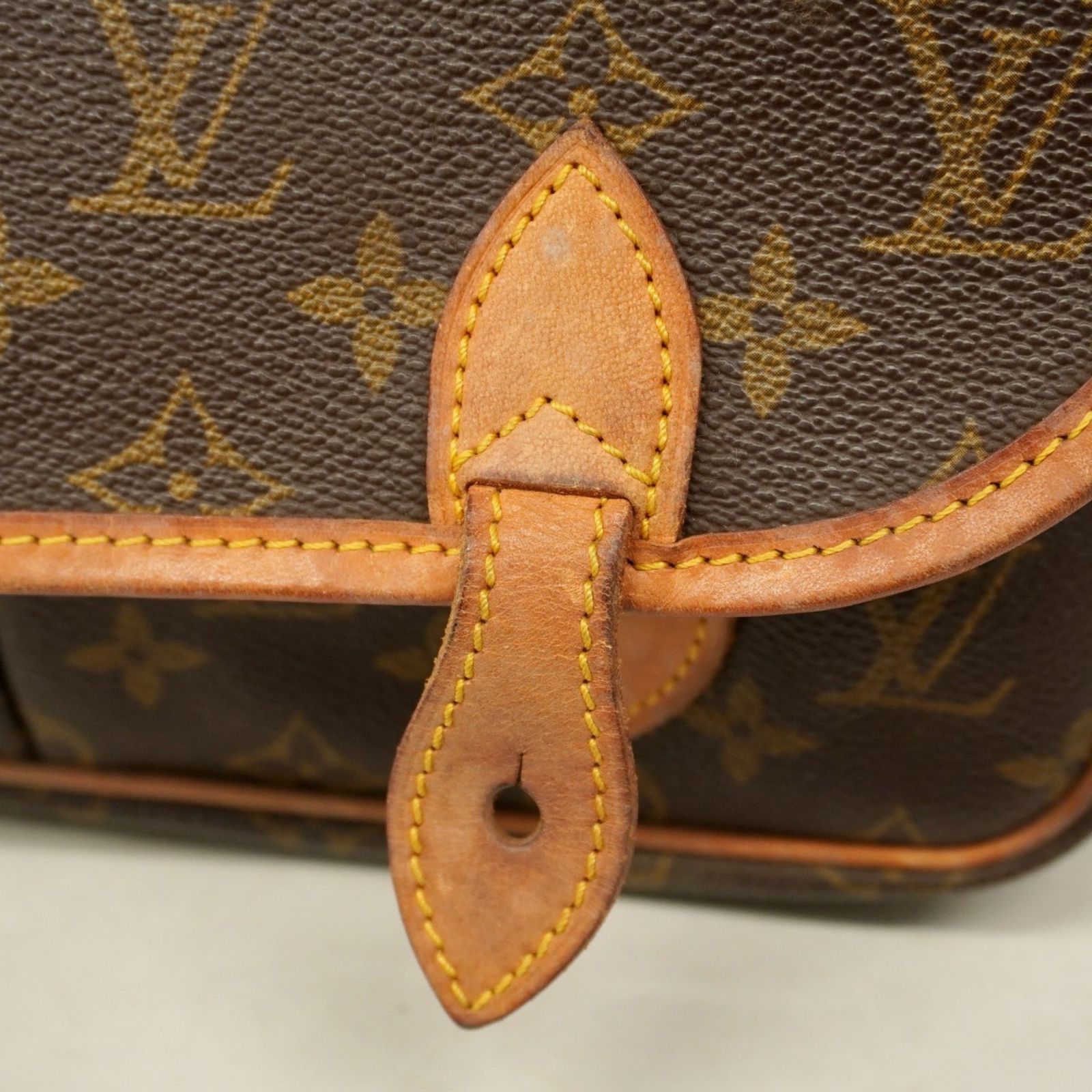 ルイ・ヴィトン(Louis Vuitton) ルイ・ヴィトン ショルダーバッグ