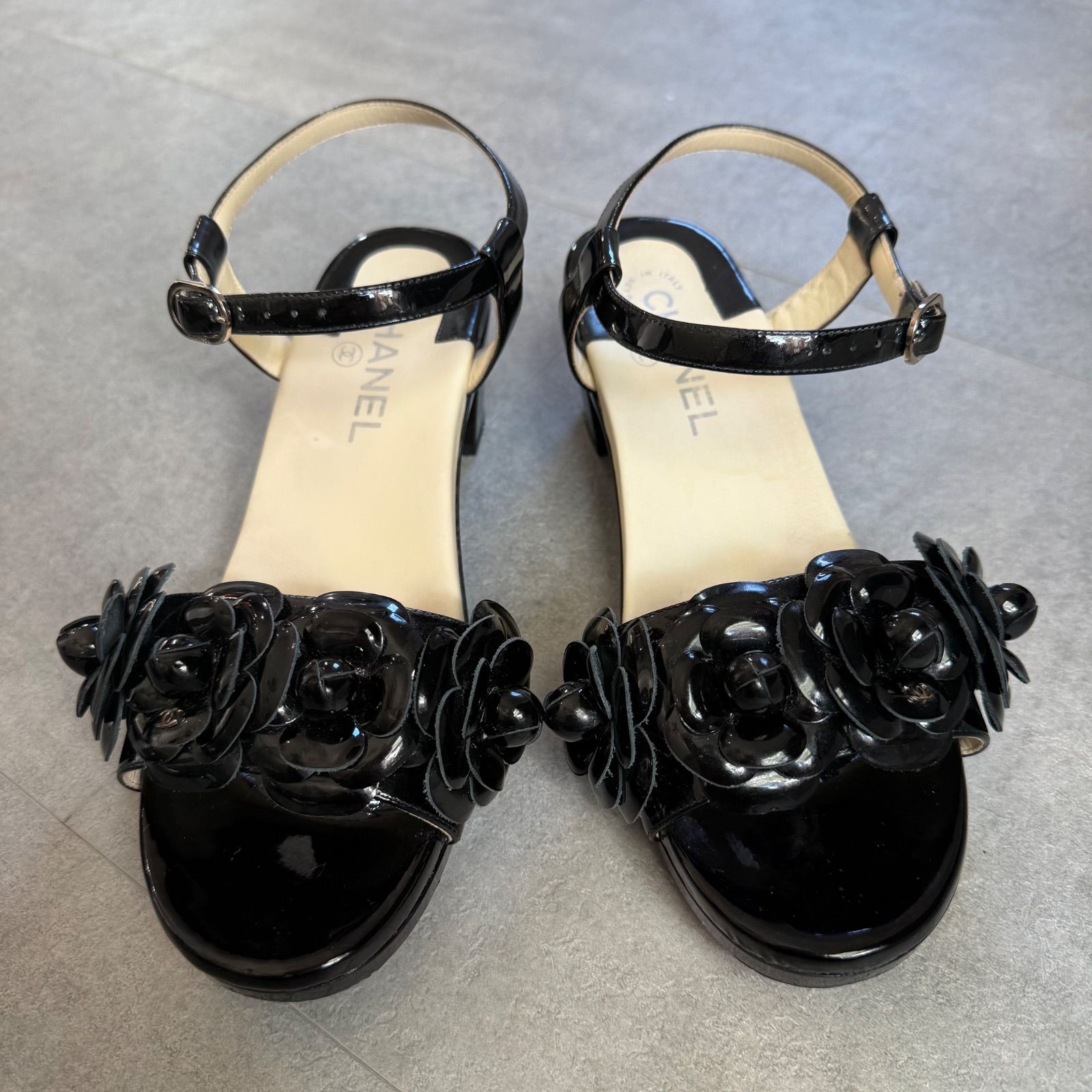 CHANEL シャネル カメリア ココマーク ストラップサンダル パテント