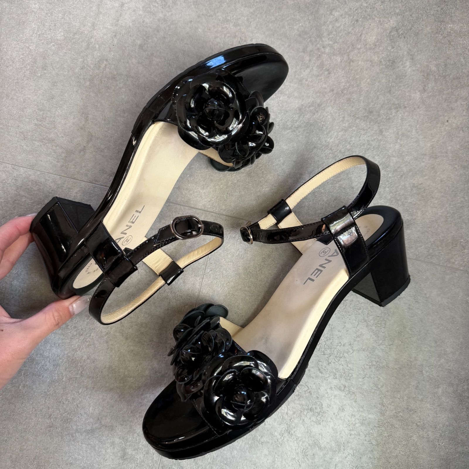 CHANEL シャネル カメリア ココマーク ストラップサンダル パテント