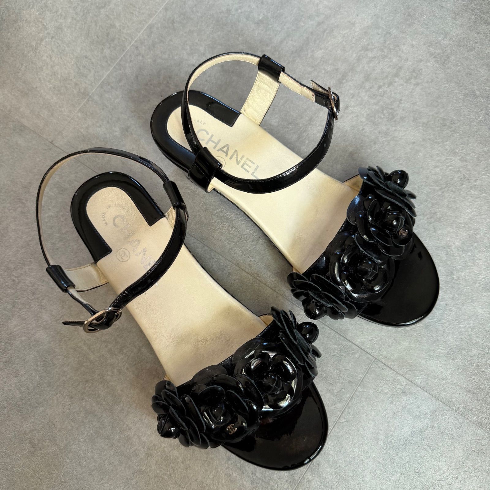 CHANEL シャネル カメリア ココマーク ストラップサンダル パテント