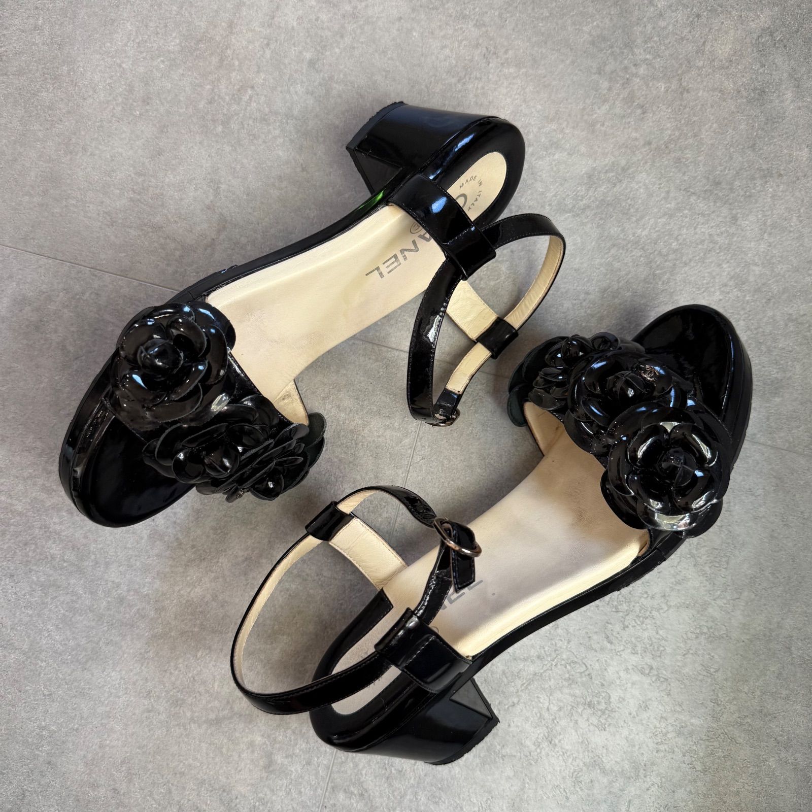 CHANEL シャネル カメリア ココマーク ストラップサンダル パテント