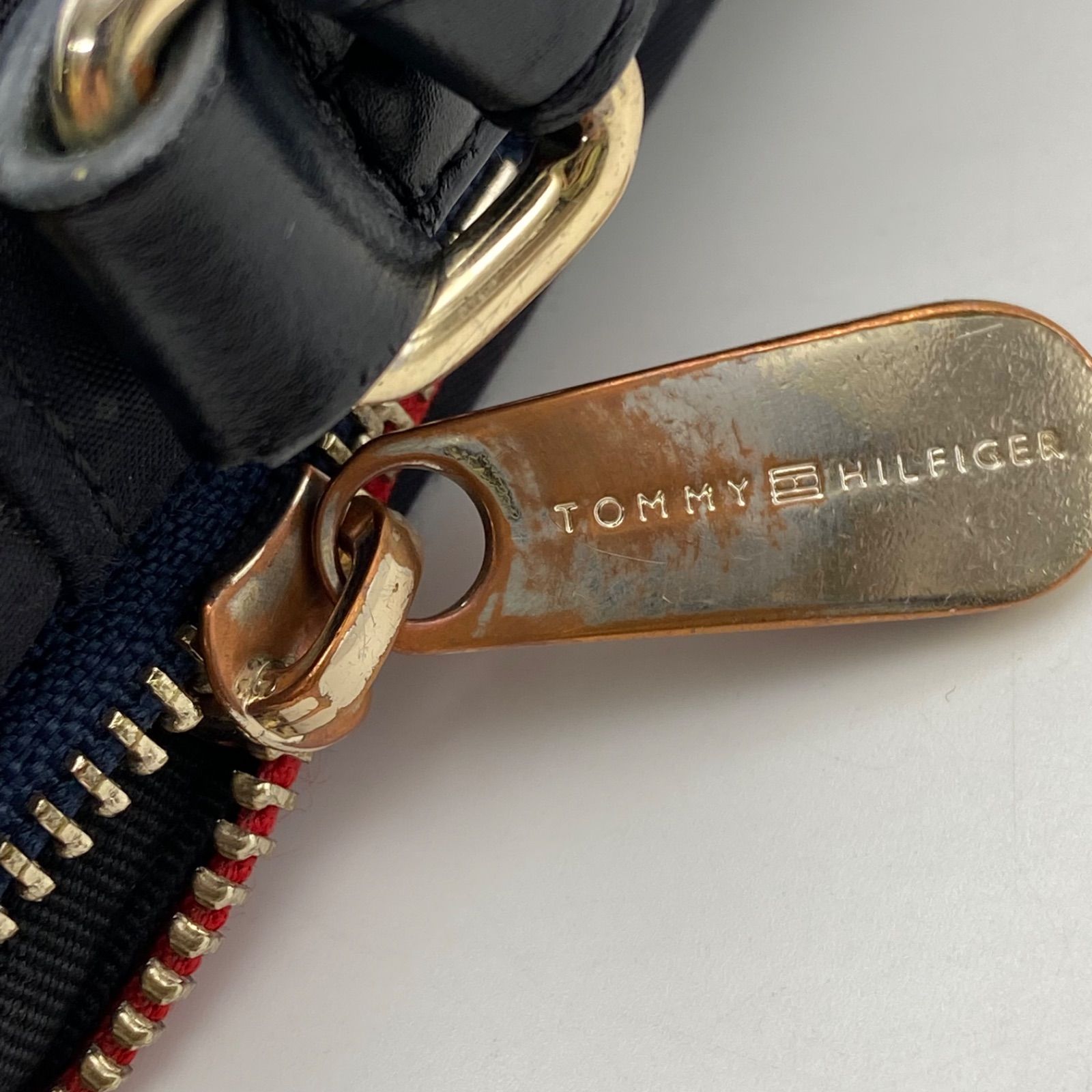 TOMMY HILFIGER トミーヒルフィガー ショルダーバッグ ブラック 