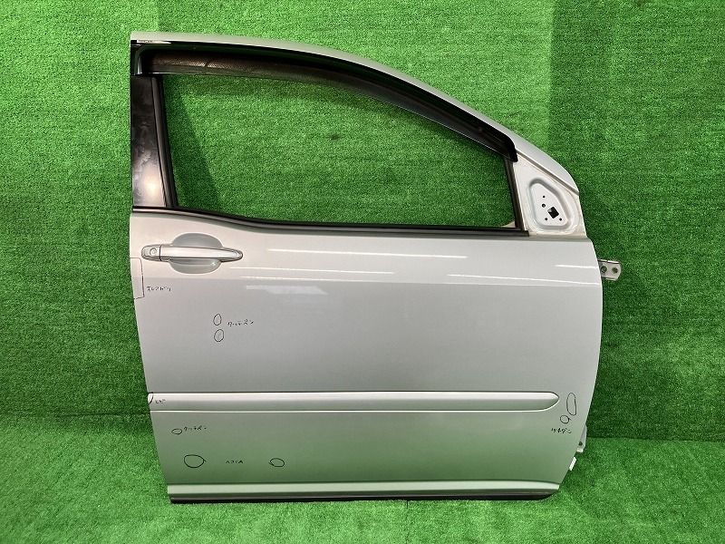 ラウム NCZ25 右フロントドア ラウム 4WD アサヒ M2H3 67001-46020 1F7