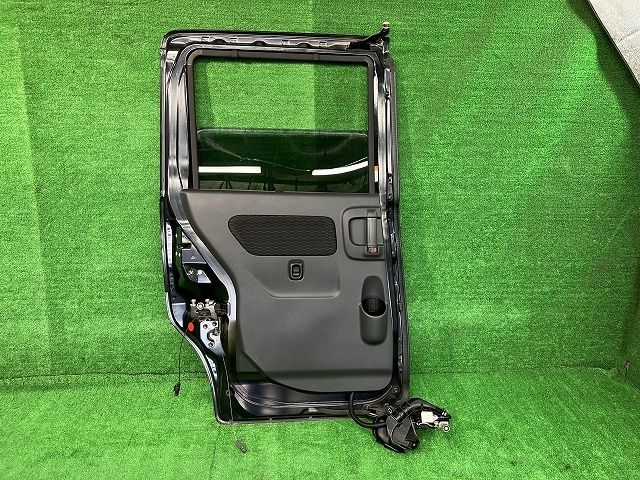 スペーシア MK32S 左リアドア カスタムXS 4WD ニホンイタ M28Q8 68701