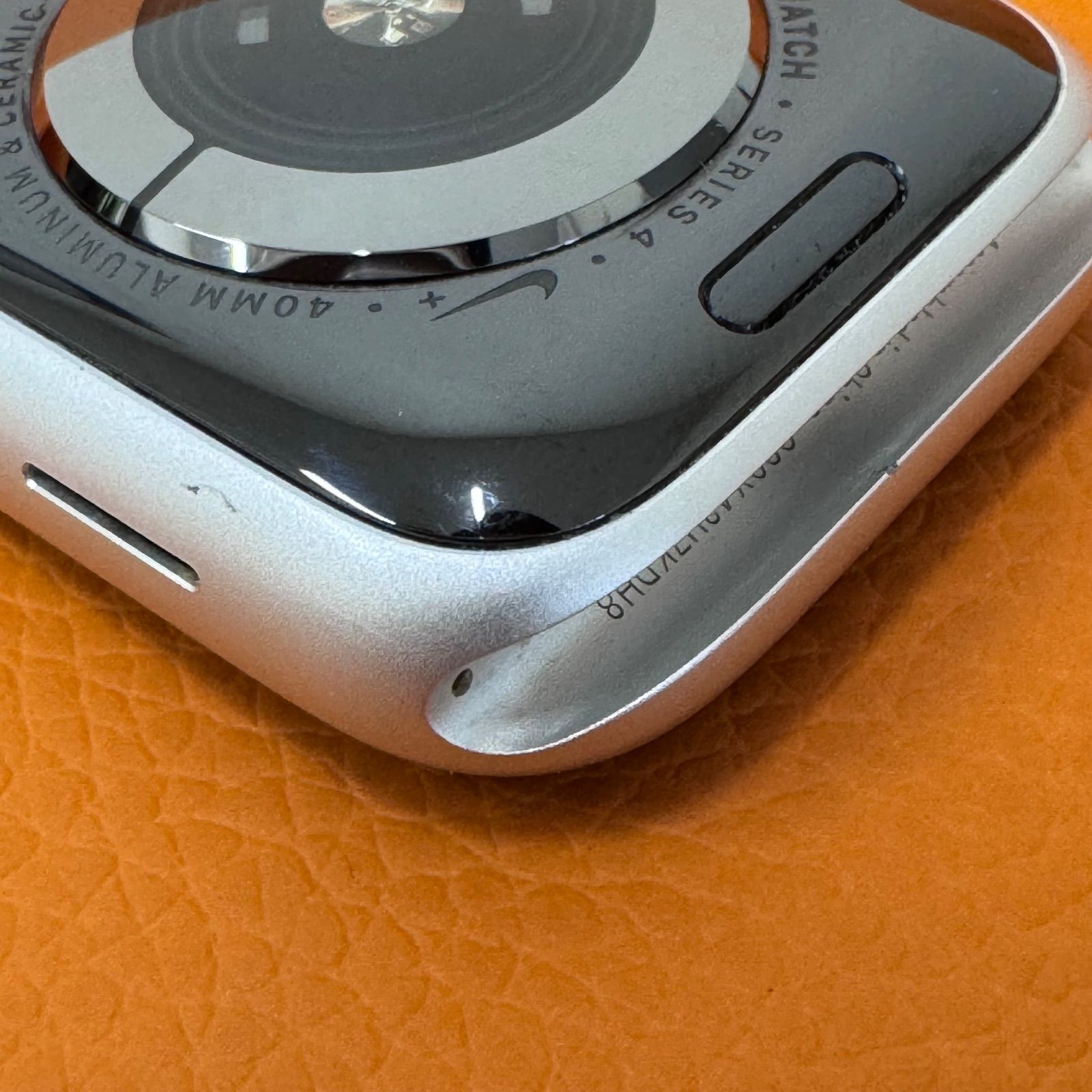 Apple Watch Nike+ Series 4 GPS 40mm シルバー MU6H2J/A - メルカリ