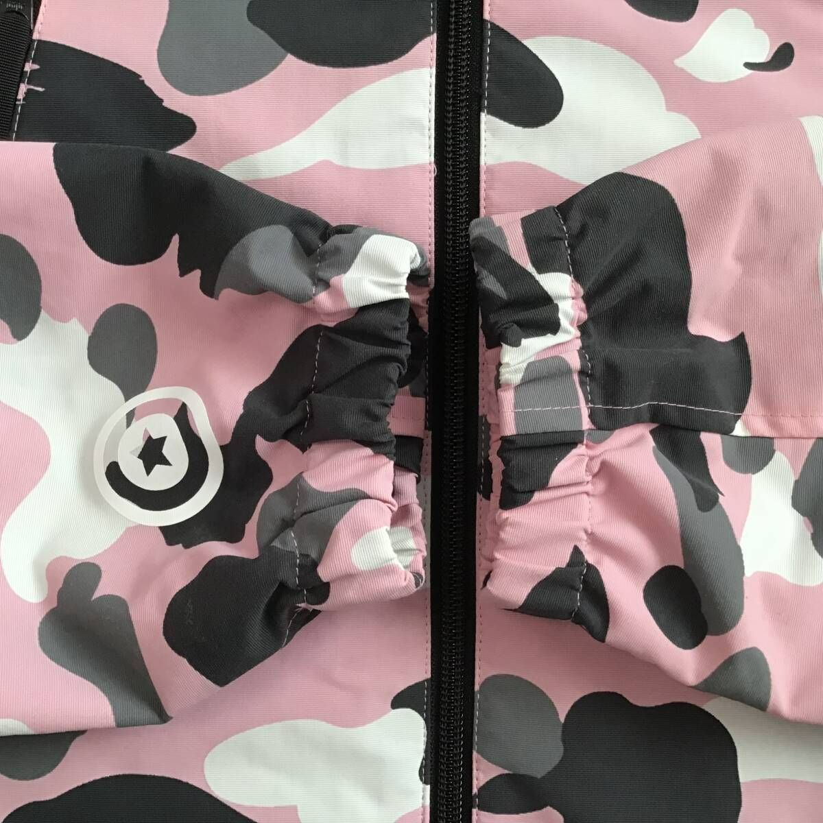Warm Up Camo Shark Hoodie Jacet Mサイズ a bathing ape BAPE PINK
