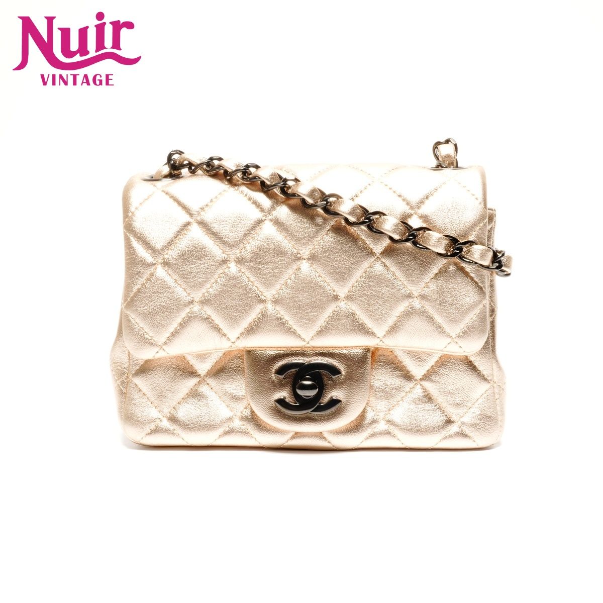 シャネル CHANEL マトラッセ ミニカメラバッグ AP2426 31番台 ベージュ 
