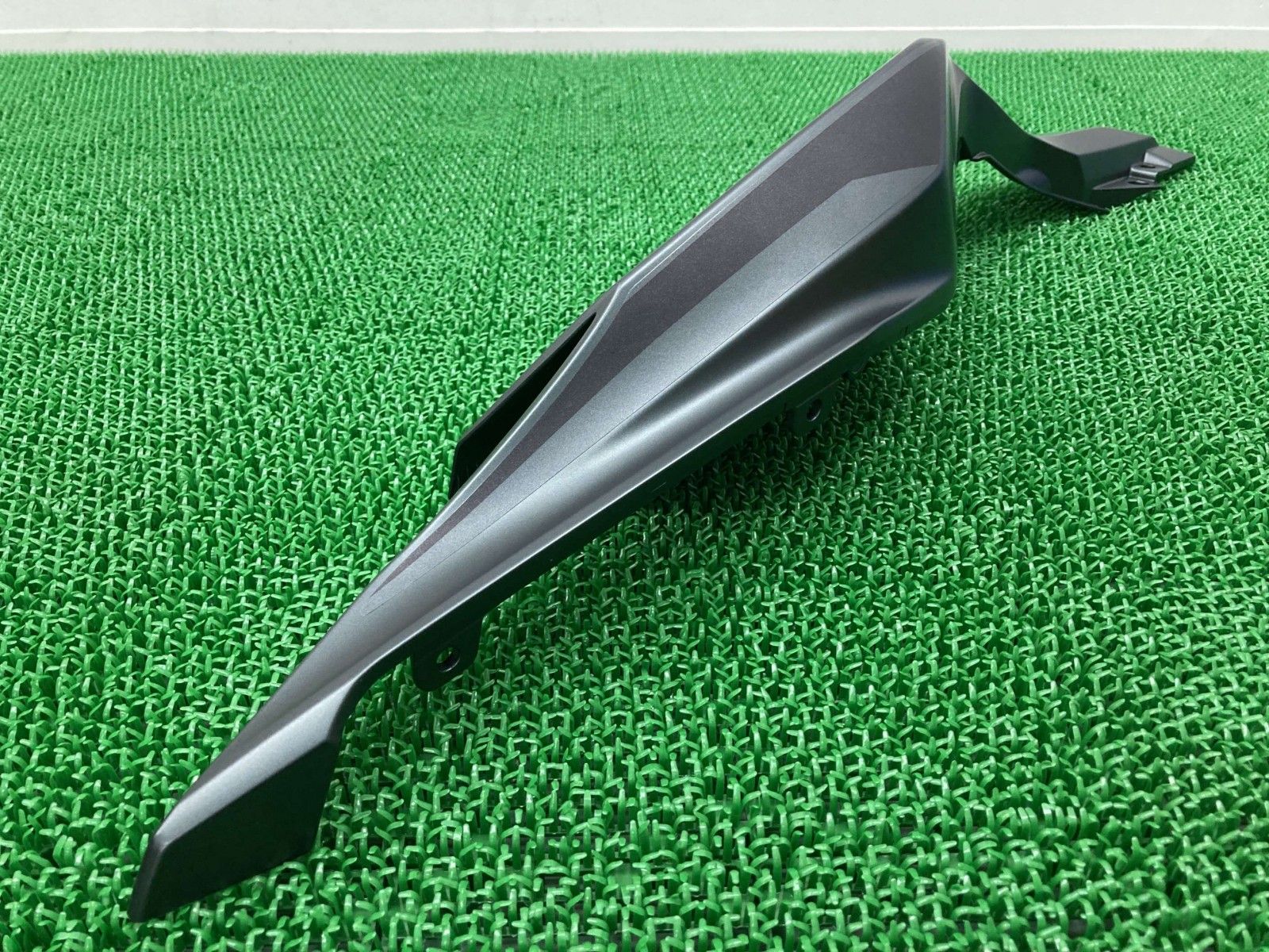 ZX-4R シートカウル 左 36041-0054 カワサキ 純正 中古 バイク 部品