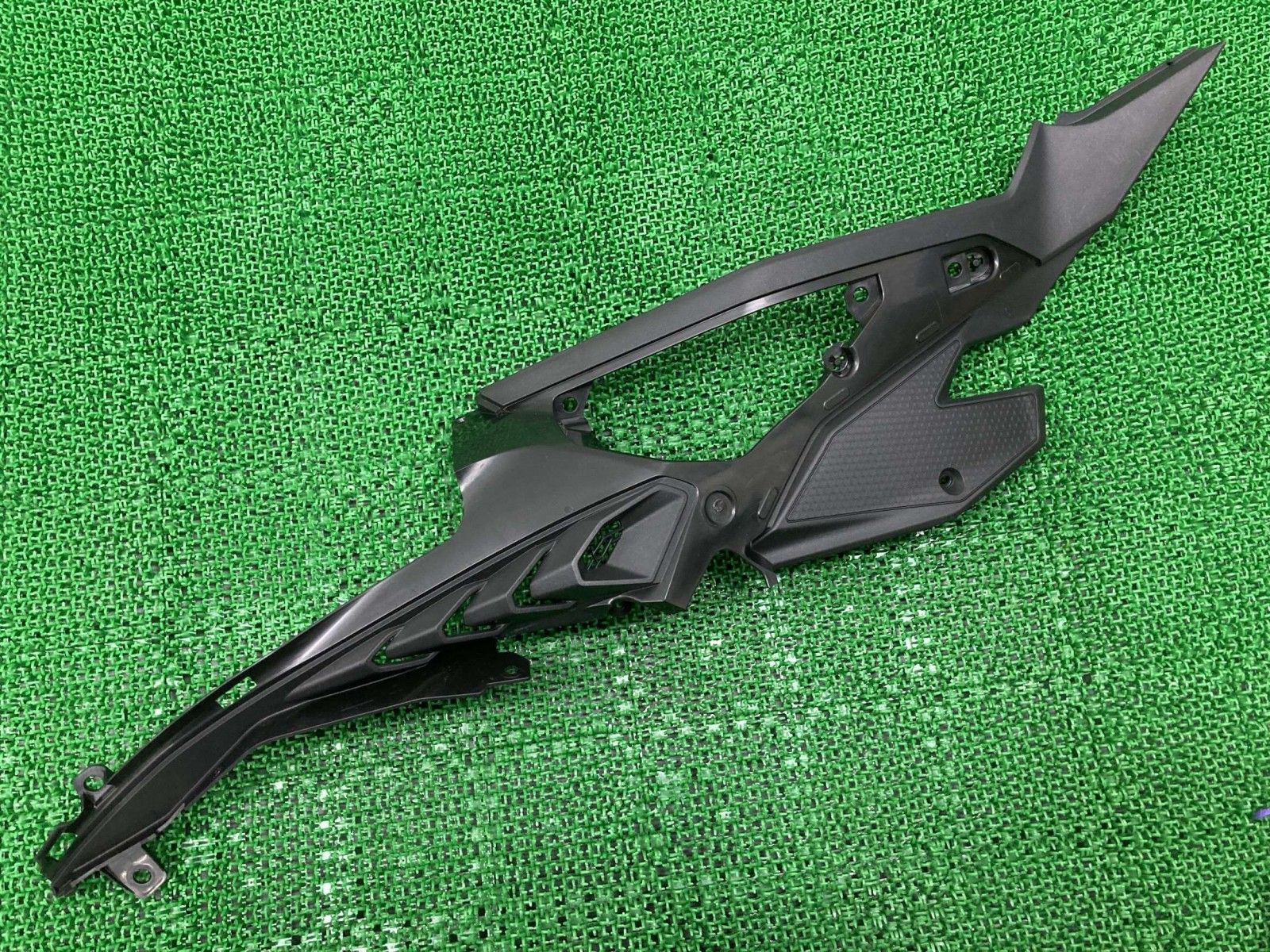 ZX-25R サイドカウル 左 14093-0962 カワサキ 純正 ZX250E ニー ZX-25R サイドカウル 左 14093-0962 カワサキ 純正 ZX250E ニー