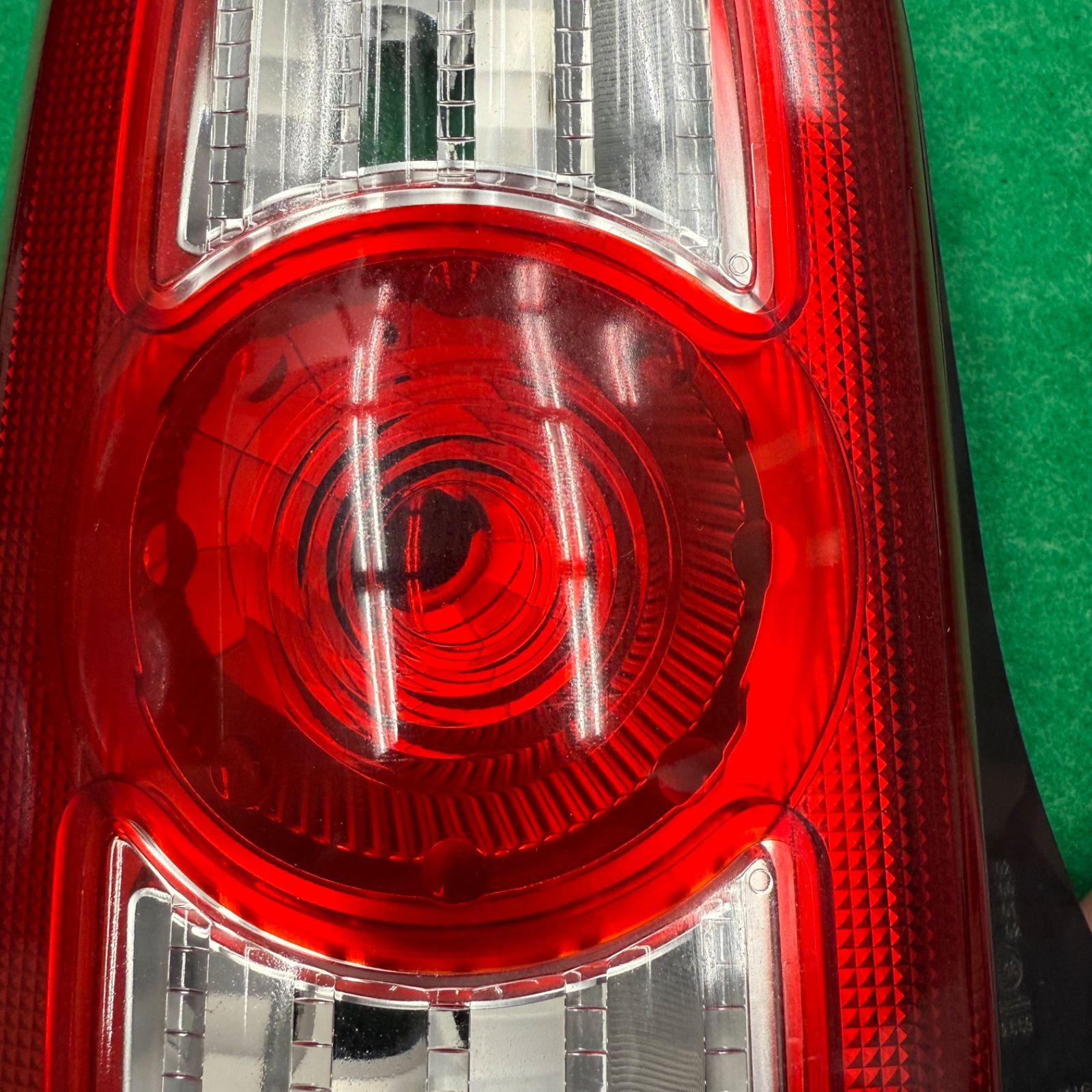 ダイハツ DAIHATSU ミラココア L675S 純正 左 テールランプ ユニット