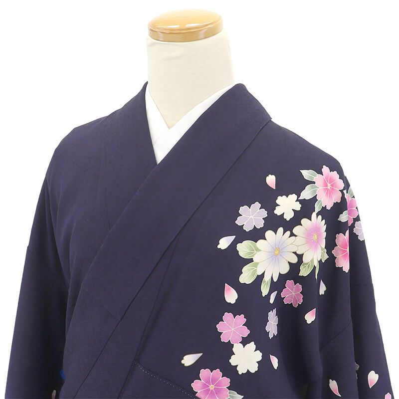 振袖　紺　花柄　フルセット　仕立て上がり　正絹　絹　帯、長襦袢付き 振袖 長襦袢付き 2点セット 成人式 振り袖 正絹 紺 花柄 身丈169.5cm