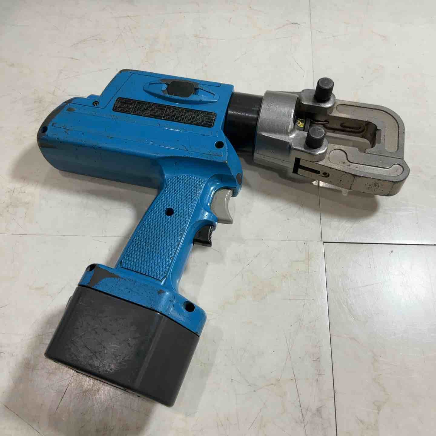 ◇泉精器(IZUMI) コードレス油圧式圧着工具 REC-150FM 12V 動作確認