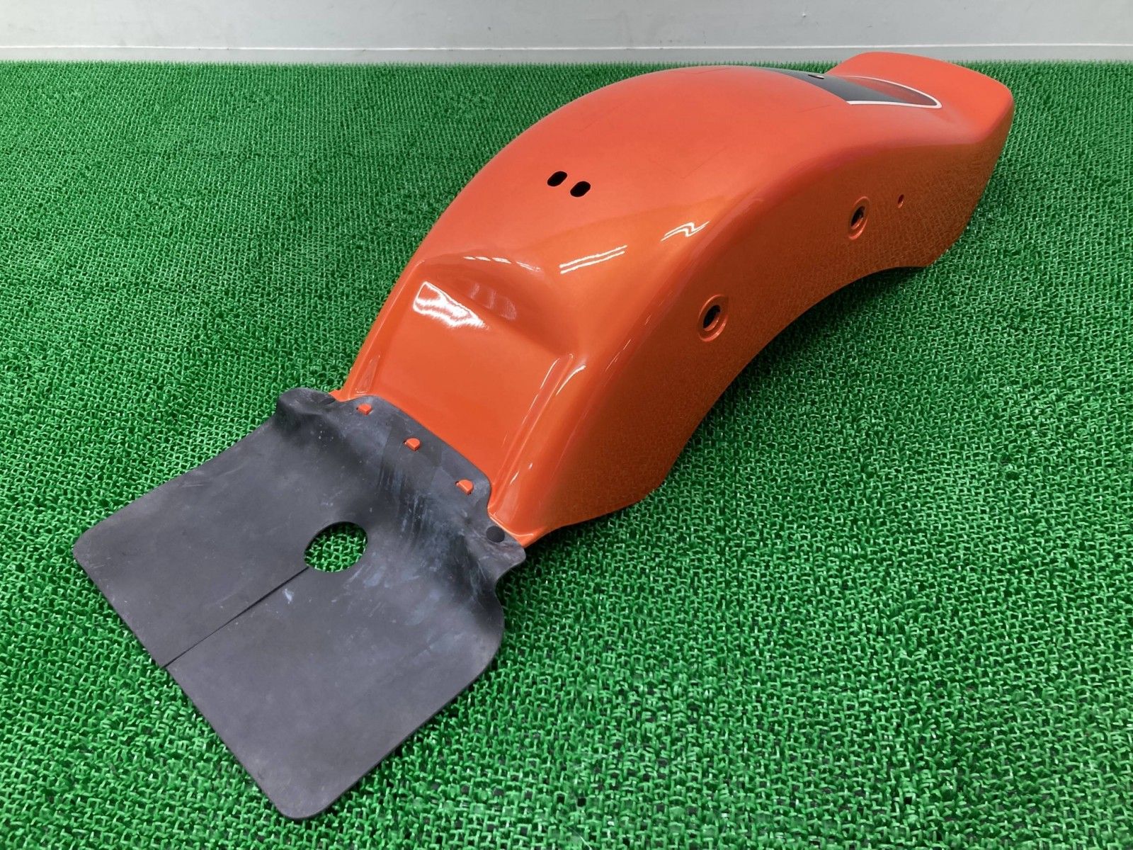 ドラッグスター400 リアフェンダー 橙M ヤマハ 純正 中古 4TR VH01J DragStar400 マッドガード コンディション良好 品薄 Ef ドラッグスター400 リアフェンダー 橙M ヤマハ 純正 中古 4TR VH01J