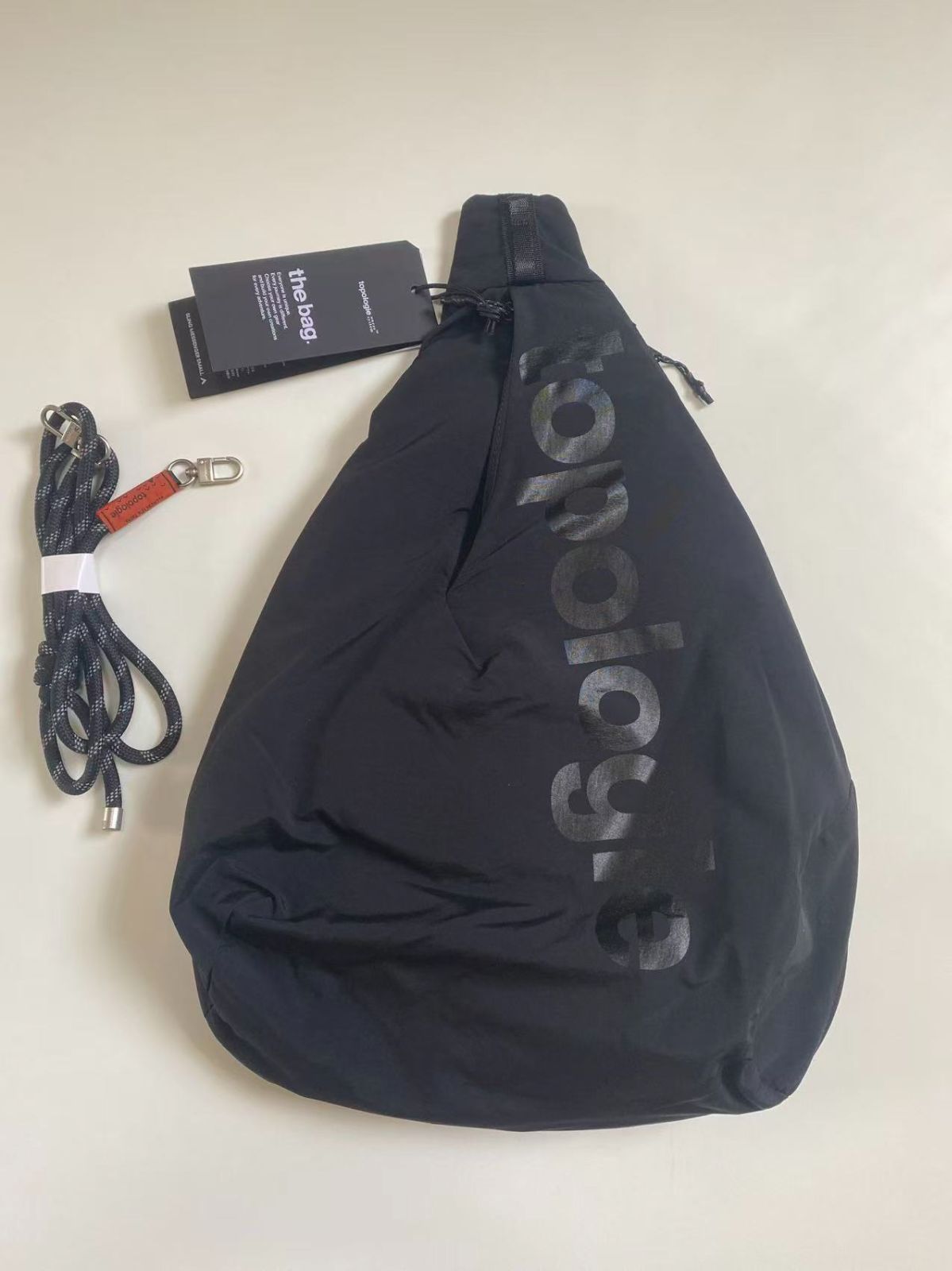 topologie Sling トライアングル メッセンジャーバッグ ラージ - メルカリ