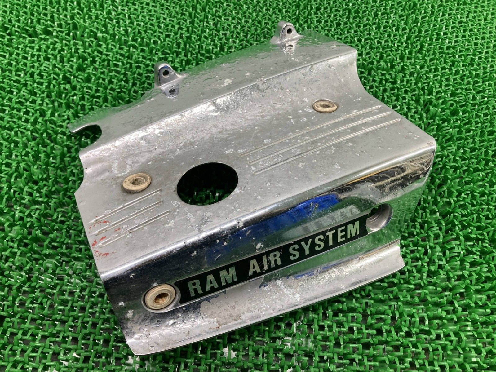 GT380 エンジンカバー 左 1SZ188 スズキ 純正 中古 バイク 部品