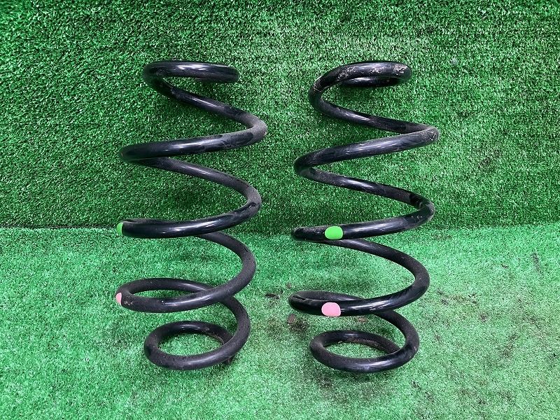 MAZDA3 BP5P リアスプリングセット 15C BEET-28-011C 45P MAZDA3 BP5P リアスプリングセット 15C BEET-28-011C 45P - メルカリ