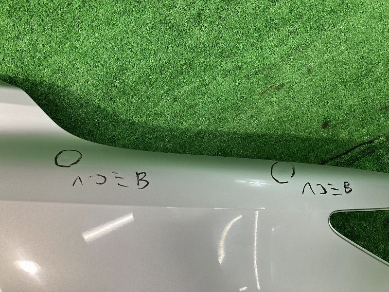 ひつじ 中古 ハリアー DBA-ZSU65W 右Fフェンダー 53811-48210 ハリアー AVU65W