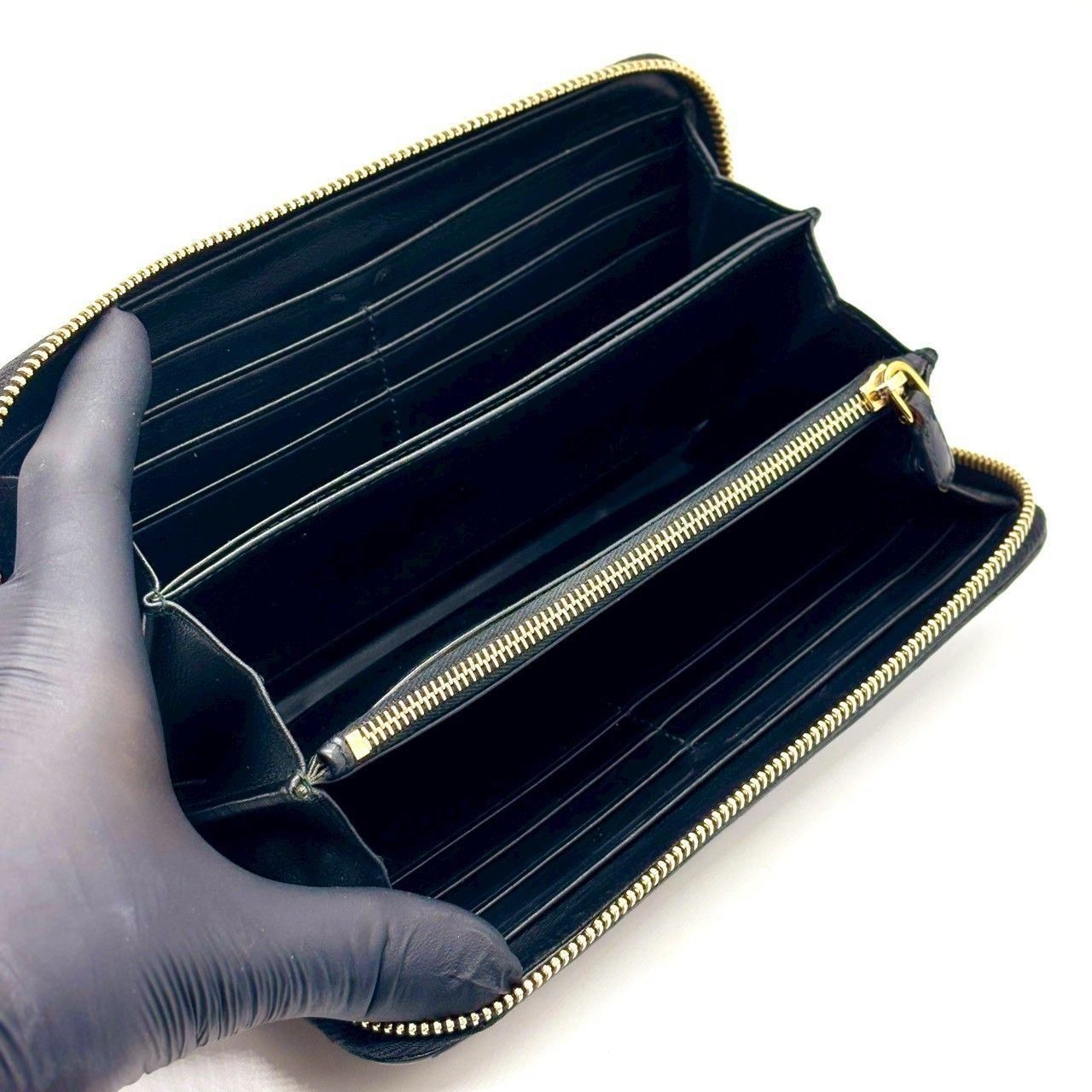 端正に宿る大人の品】 PRADA プラダ 長財布 ラウンドジップ 8カード