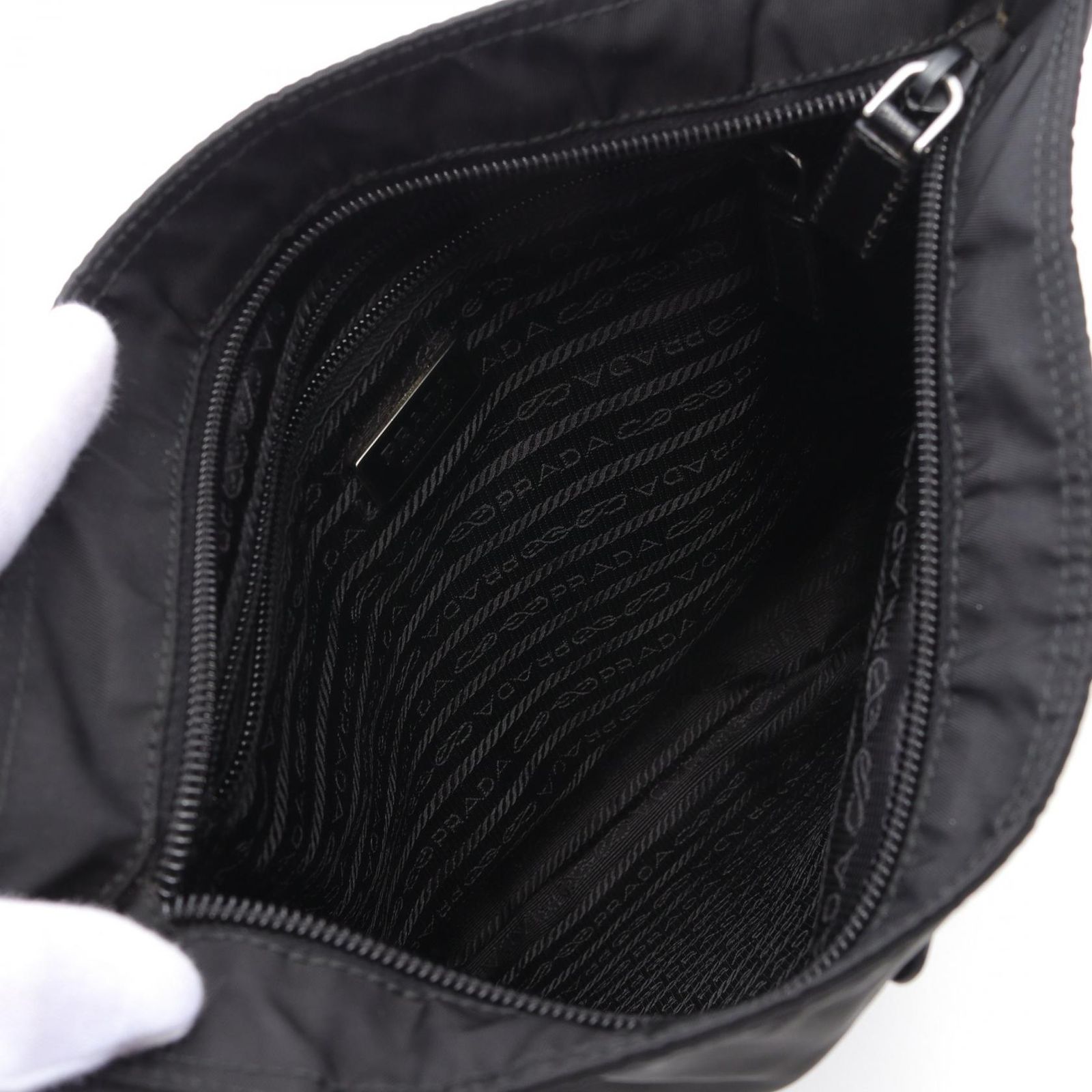 プラダ PRADA ショルダーバッグ TESSUTO+SAFFI ブラック ナイロン