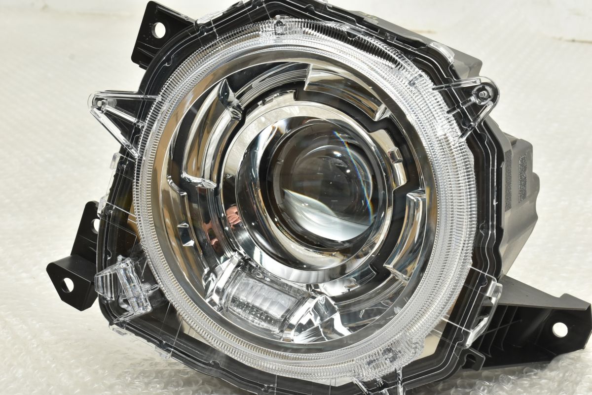 ジムニー JB64W 左ヘッドライト LED KOITO100-593DW