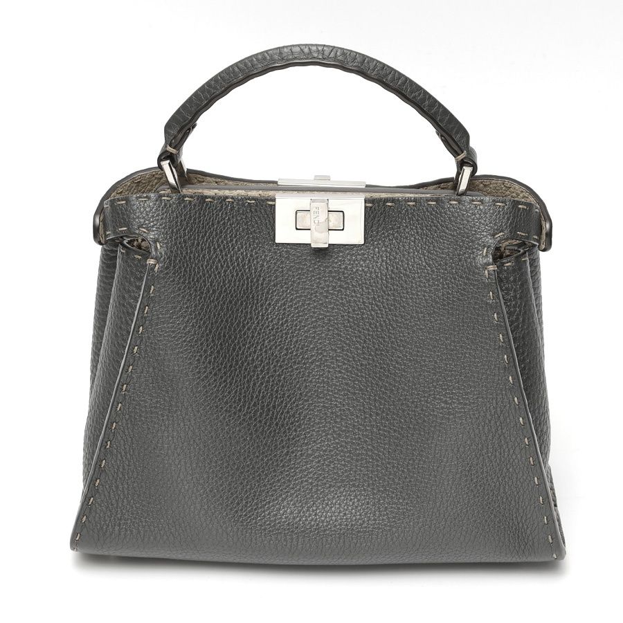 m*o様 フェンディ ピーカブー エッセンシャリー 8BN302 ブラック FENDI（フェンディ） ピーカブー アイコニック エッセンシャリー