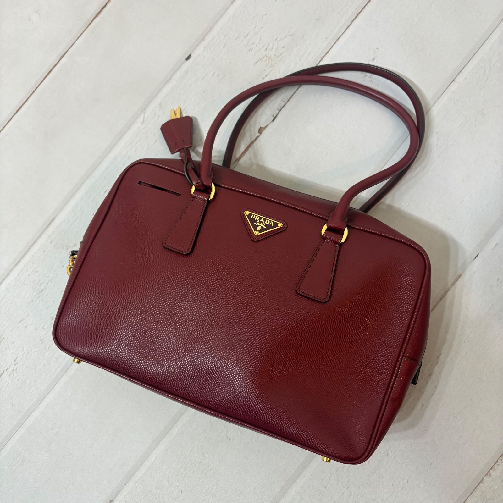 プラダ PRADA ギャランティカード付 BL0095 サフィアーノ ルクス