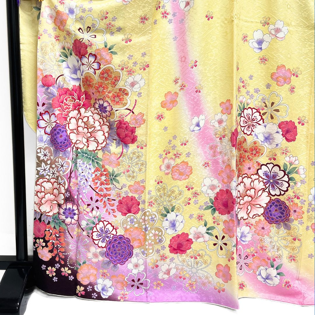 振袖 金彩 牡丹 菊 水引 桜 桜紗綾形地紋 晴れの日 着物 124b d ms 