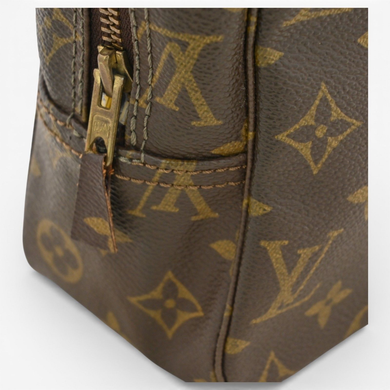 【美品✨】LOUIS VUITTON トゥルーストワレット28 セカンドバッグ LOUIS VUITTON(ルイヴィトン) トゥルーストワレット28 モノグラム