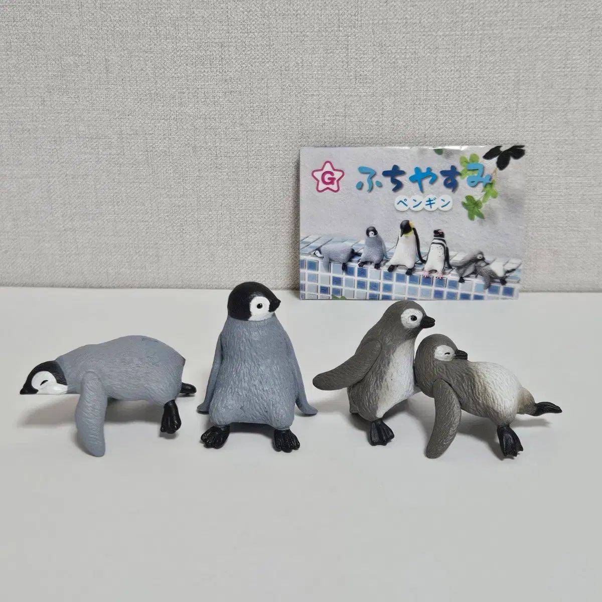 WHO's 야스미 ペンギン フィギュア セット ガチャ まとめ 出品 - メルカリ