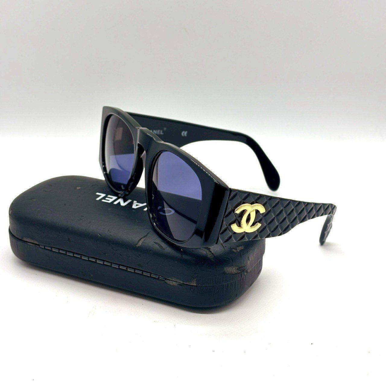 CHANEL シャネル マトラッセ ブラック サングラス ケース付き CHANEL 