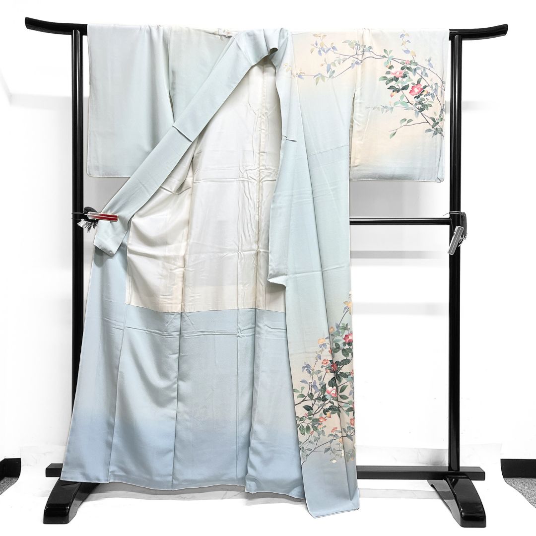 作家もの 訪問着 京加賀友禅 椿 ライトブルー 紋無し 着物 124b d ms