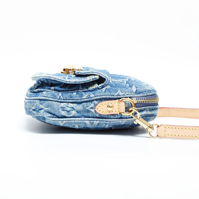 LOUIS VUITTON ルイ・ヴィトン ショルダーバッグ 2021-2025年