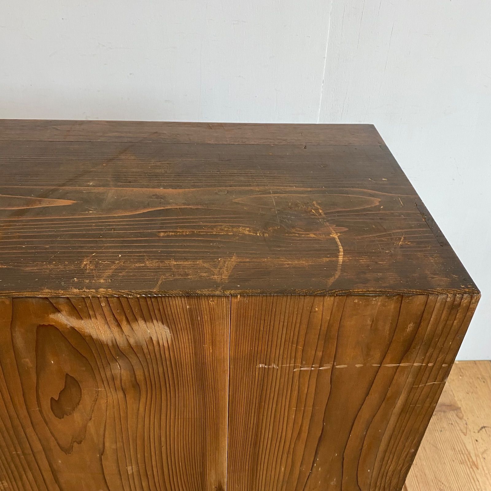 アンティーク 古家具 ガラス戸棚 水屋箪笥 引き出し付き 飾り棚 収納棚