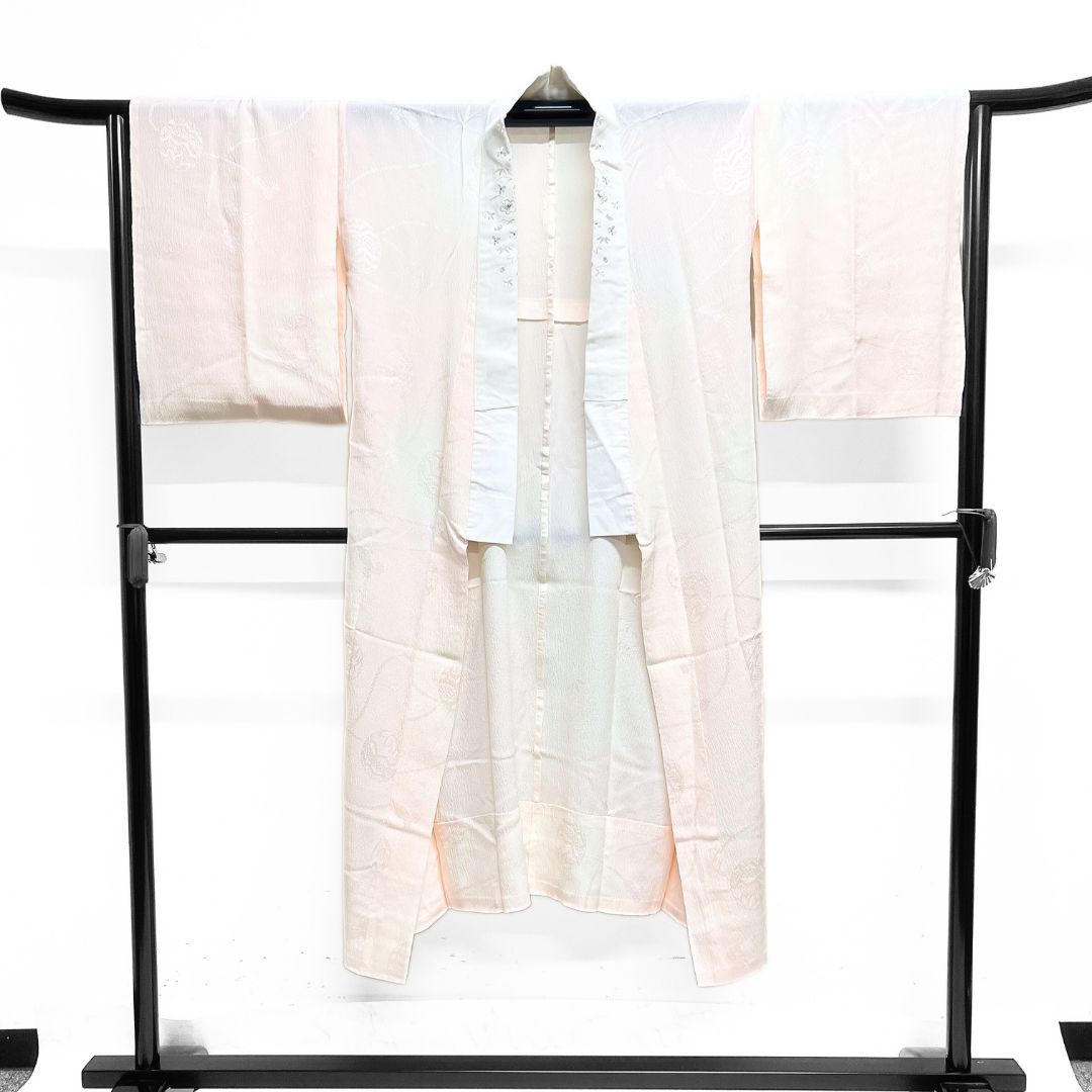 長襦袢 襟に刺繍 鞠 水引 芝草 梅花 芝草 竹 着物 124b d ms - メルカリ