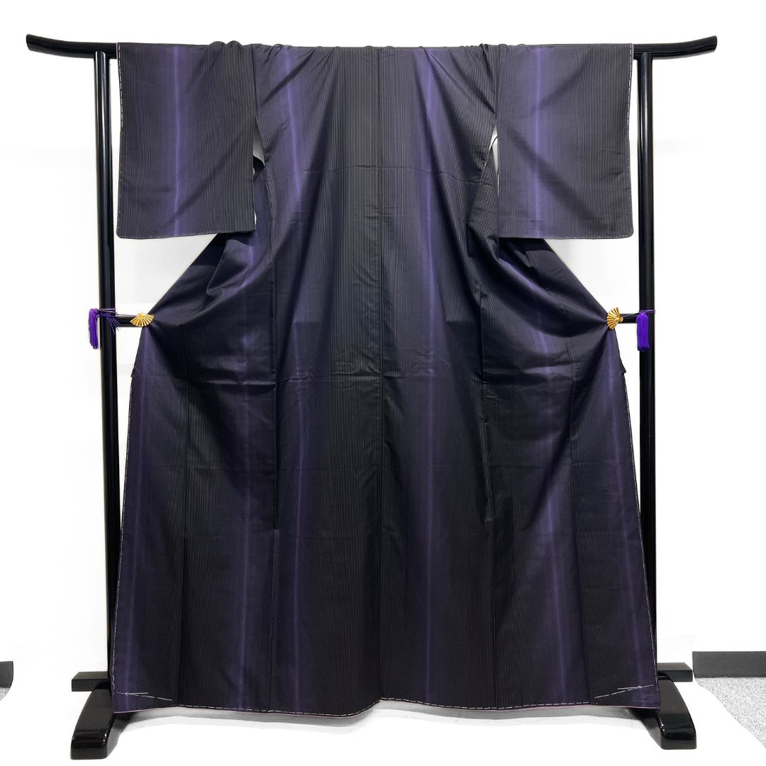 未着用 小紋 染め大島紬 アンサンブル 縦縞 モード 着物 124b d ms