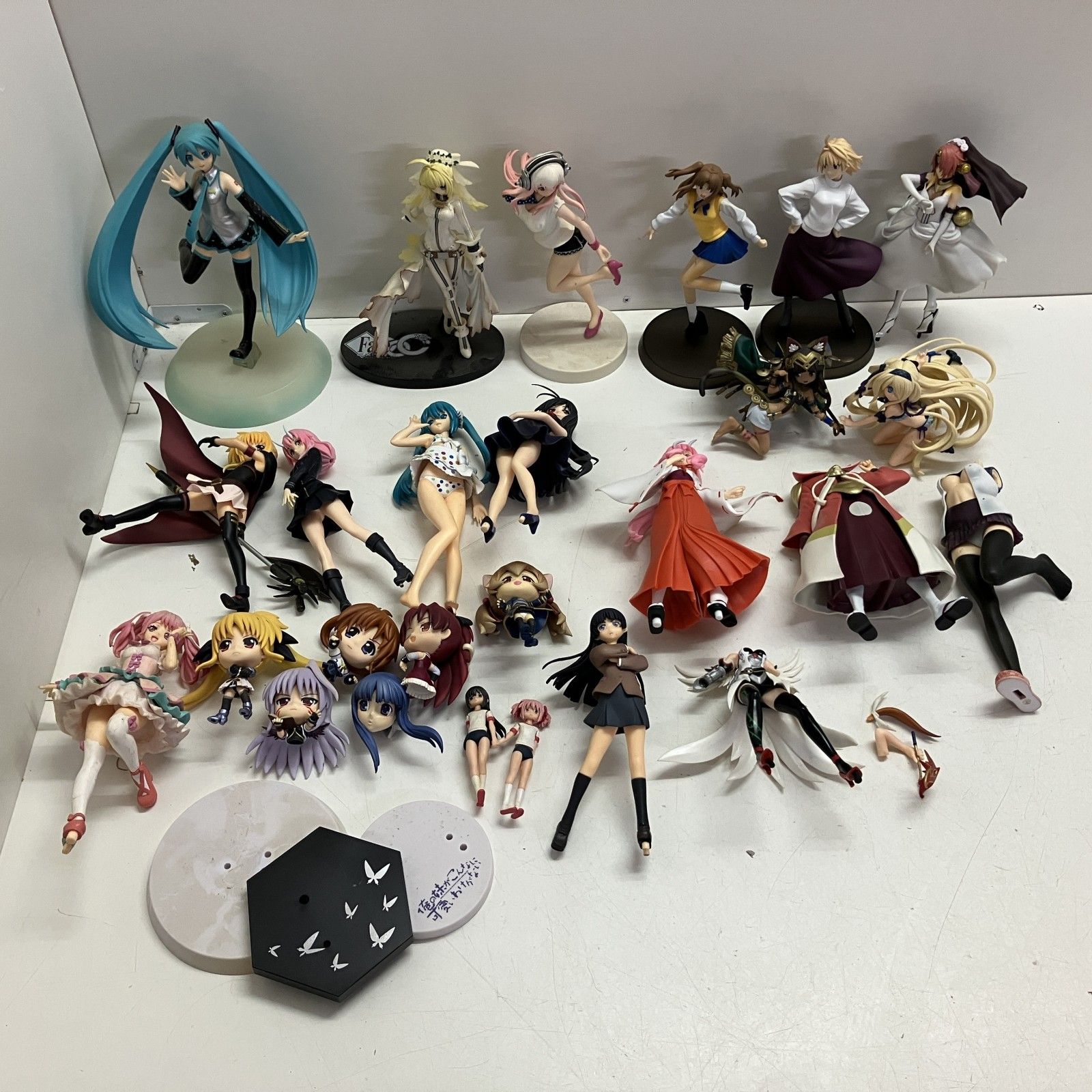 プライズフィギュア　ジャンク品　まとめ販売 ◇ 【ジャンク品】 約20点 まとめ商品 初音ミク 転スラ パズドラ など
