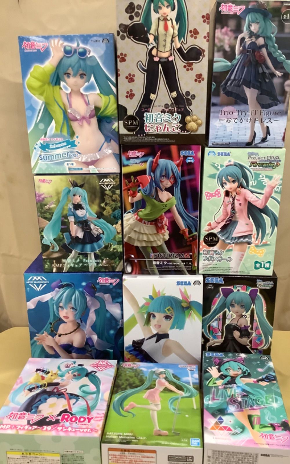 初音ミク」 フィギュア12個 まとめ売り - メルカリ