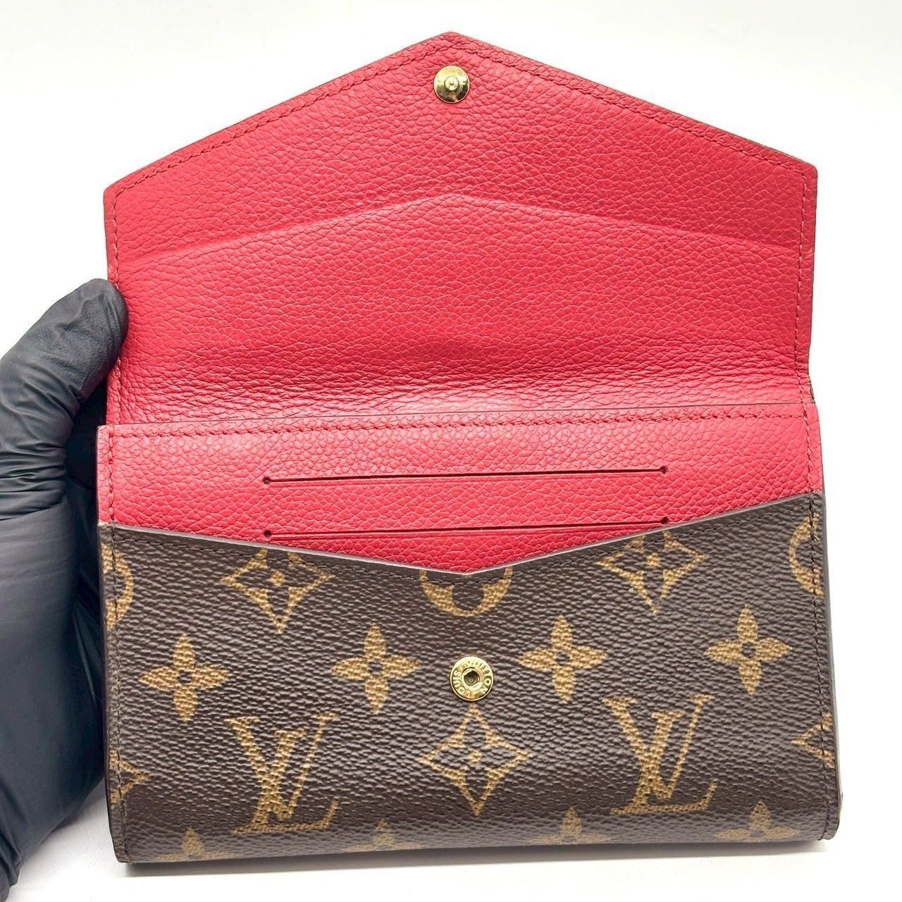 赤が導く凛とした華】 LOUIS VUITTON ルイヴィトン 二つ折り財布