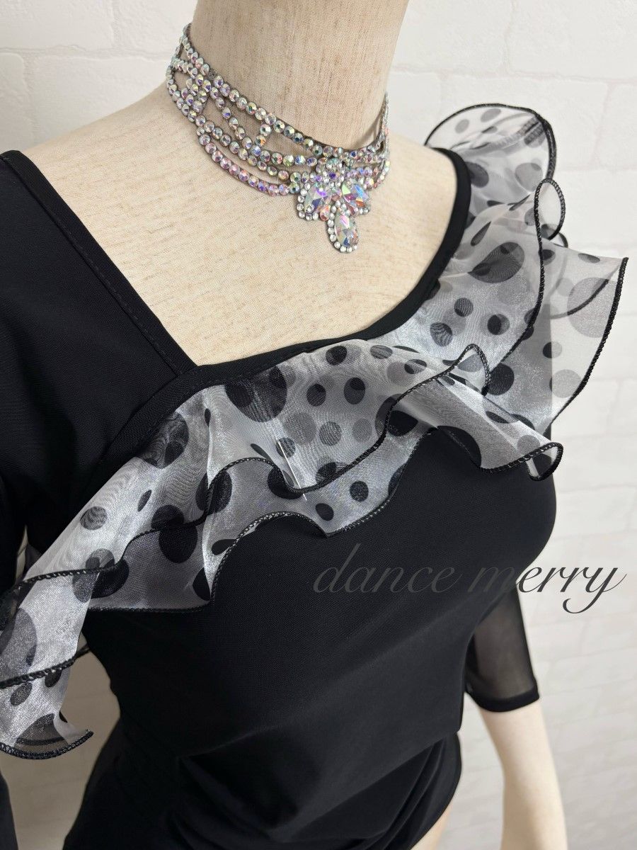 新品 社交ダンス ツーピース セットアップ パーティ 黒 白 水玉 2017