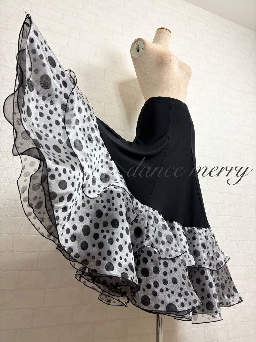 新品 社交ダンス ツーピース セットアップ パーティ 黒 白 水玉 2017