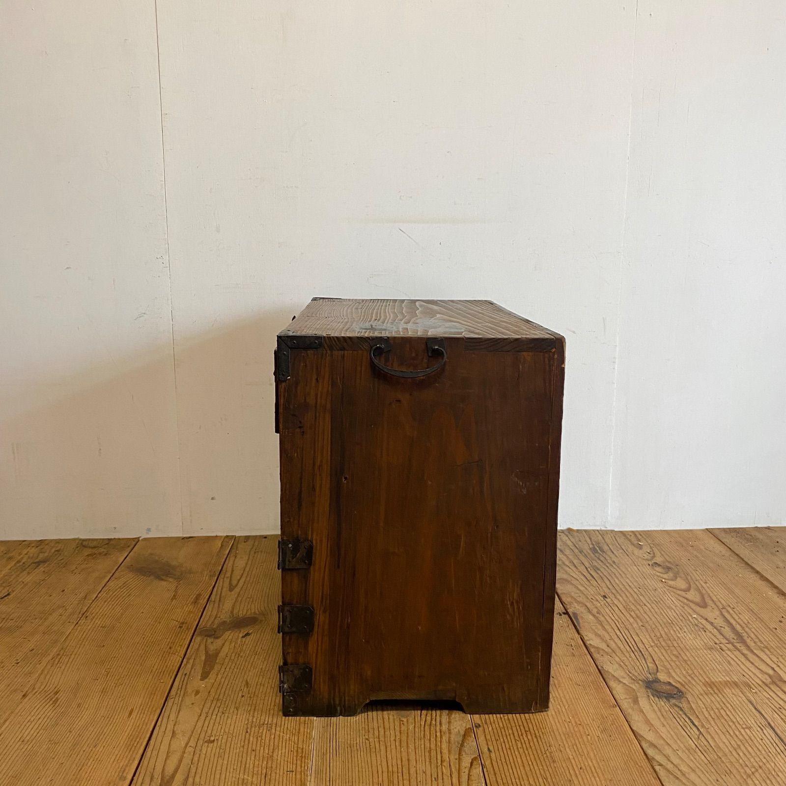 アンティーク 時代箪笥 小箪笥 和箪笥 金具付き 古家具 古道具 レトロ