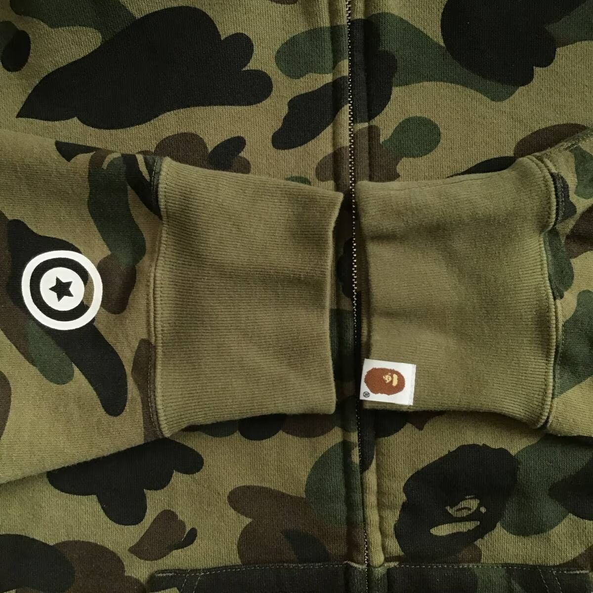 A Bathing Ape 迷彩シャークパーカー L A Bathing Ape 迷彩シャークパーカー L ☆2XL☆ 1st camo yellow