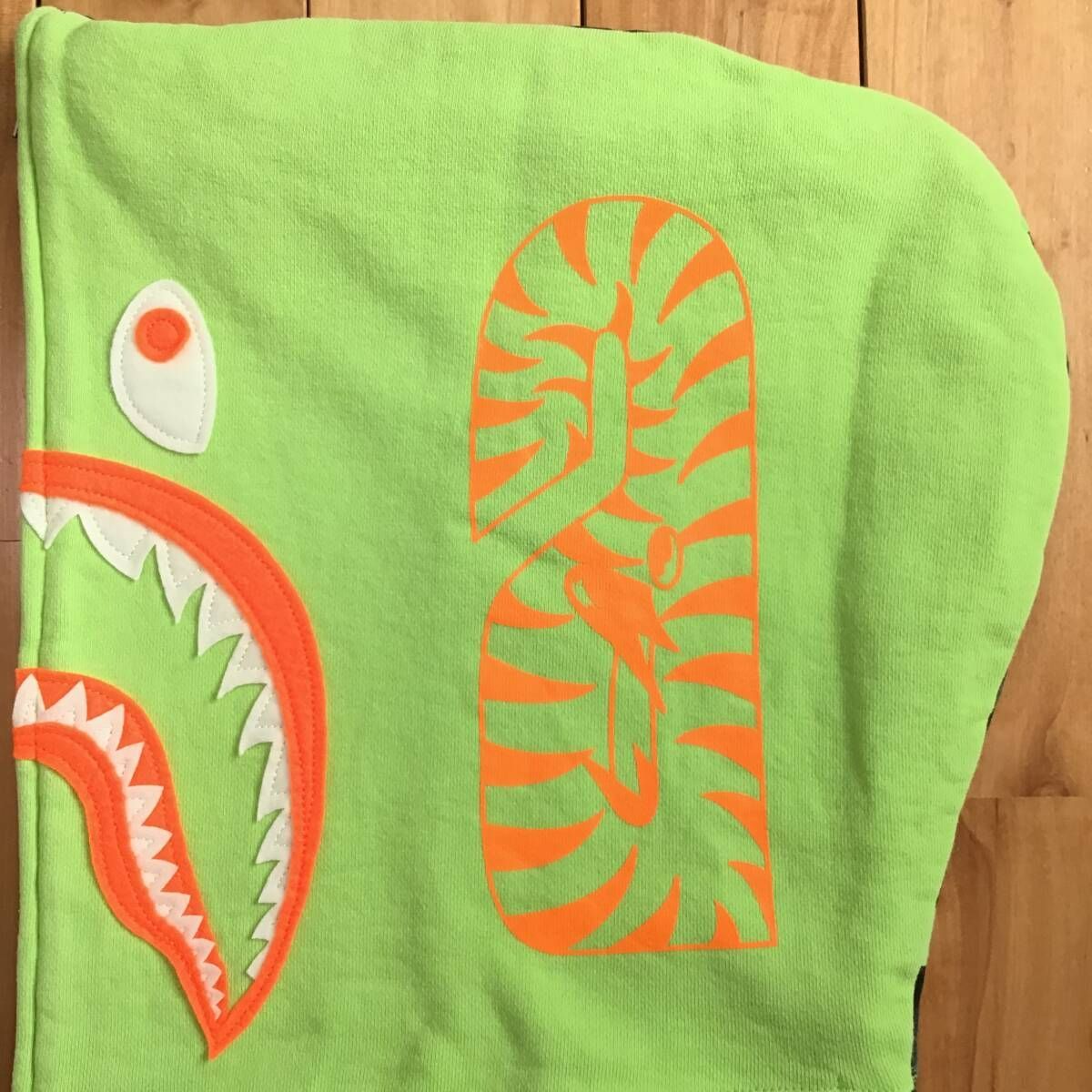 ☆XL☆ 1st camo neon シャーク パーカー shark full zip hoodie a 